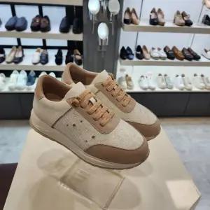 [엘칸토]엘칸토 HC10 여성핑크키높이스닉커즈4cm LCWS25U61325 (45020141)