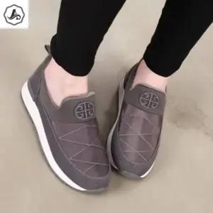 [애슬릿] 여성 스니커즈 끈없는 가죽 운동화 쿠션 발 편한