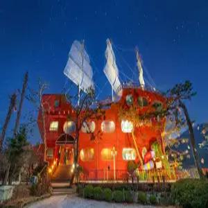 [인천/강화] 강화 친환경 바다배 범선 키즈 펜션 (놀이방/주차장/편의점/매점/강/호수/낚시/복층/키즈/온돌/가족/개별바베큐/바베큐장/단체/공용수영장(실외))