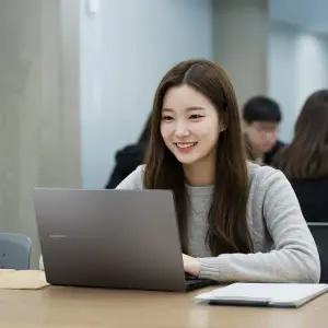 삼성전자 갤럭시북4 NT750XGR-A71A 인텔i7 /윈도우11홈/ 램16GB / SSD 2TB교체 / 고성능 인강용 가성비 최신 노트북