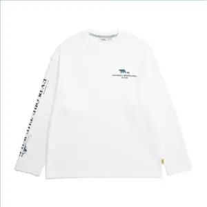 [롯데백화점]내셔널지오그래픽 공용 컨셉그래픽 세미오버핏 긴팔 라운드티 N233UTS040