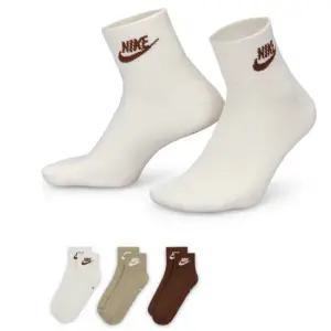 [국내매장] 나이키/양말에브리데이 에센셜 앵클 삭스(3켤레)(DX5074-904)/EV