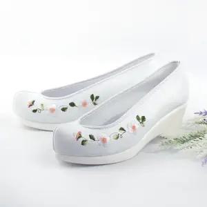 꽃자수 한복신발 우아한 여성 꽃신 전통 폐백 국산 한복화 - 편한굽 매화