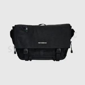 [뉴발란스]NBGCESS205 블랙 Bulky v2 Messenger bag 크로스백 메신져백 크로스가방 노트북 수납 학원가방