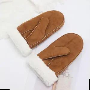 남여공용장갑 겨울 방한용 부드러운가죽 따뜻한 털안감 벙어리 장갑