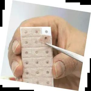 피티박의웰빙스토리 동명건강 이침대용 활석이침패치 활석60알+전용핀셋