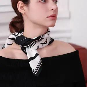 탠디 루키보티 쁘띠 스카프 OSTDS20702