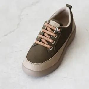 [롯데백화점]원더슈즈 천연소가죽 브리틴 컴포트 쿠션 미끄럼방지 기모 안감 숏 부츠 4.5CM P-S925