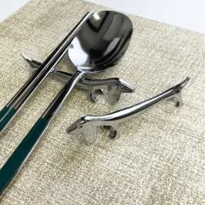 ( )강아지 디자인 304 스테인레스 닥스훈트 커트러리 수저 받침 수저받침 커트러리받침_24166983