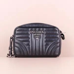 다이어그램 미니 크로스백 블랙 1BH084 2D91 F0633 [중고]