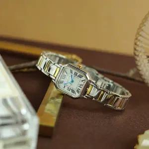 [쥴리어스]줄리어스 탱크 여성 메탈 손목시계 사각 스퀘어 유럽스타일 골드콤비