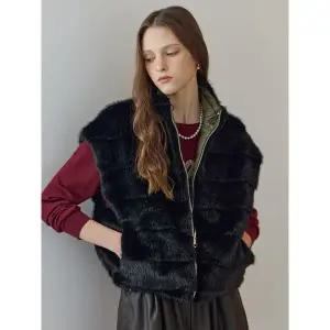 [하프클럽/]패널 페이크 퍼 리버시블 패딩 베스트