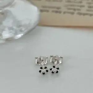 (silver 925) grid flower earring WED24AA