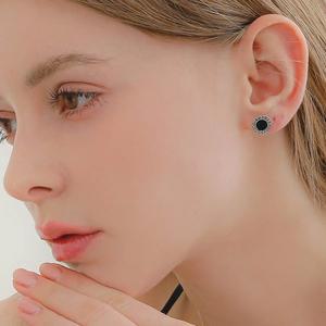 [제이로렌] 오닉스 마카 라운드 실버 귀걸이 M03743