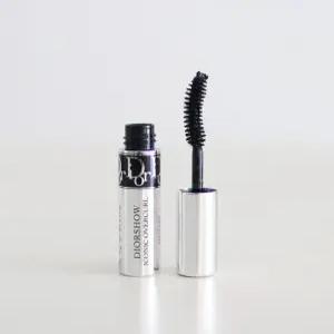 디올 디올쇼 아이코닉 오버컬 미니 마스카라 4g  설명참조