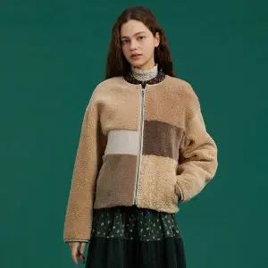 [써스데이아일랜드](광주신세계)블로킹 퍼 자켓 T258MLT233W