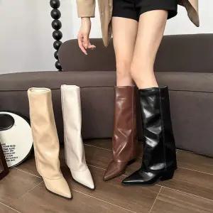 여성 통넓은 뽀족코 레더 롱부츠 가을 겨울 미들굽 (WFKBB1Y)
