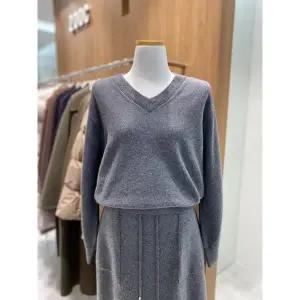 [ZOOC](대전신세계)울 블렌드 브이넥 풀오버 Z254KSK105