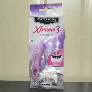 엑스트림 센스티브 여성 면도기 4입 (WFKHZ6G)