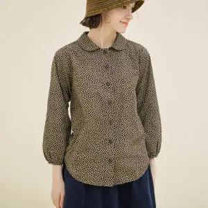 [치키타](센텀시티점)라운드 셔츠 9부 (플라워) 브라운 233302FBR