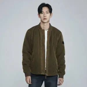 [버커루]남성 나일론 다이아퀼팅 하이넥 점퍼 (B223JP410P)