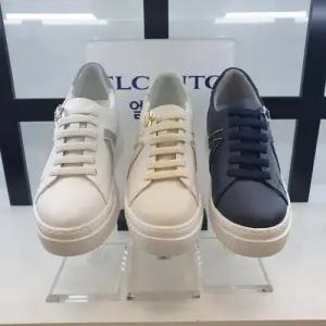 [엘칸토]엘칸토 HC11 소가죽 여성화 A8B6U4M26T (23551443)