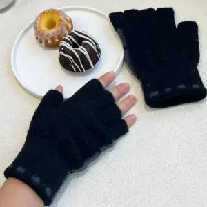 카르닉 니트 반장갑 남녀공용 겨울장갑 손가락장갑 핑거리스