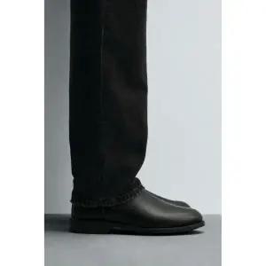 [정품] 자라 구두 데일리 워커 출근 ZARA 첼시 드레스 부츠 - 블랙