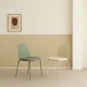 비셀리움 라운지 무드 체어 카페 인테리어 디자인 파스텔 컬러 식탁 편한 플라스틱 의자