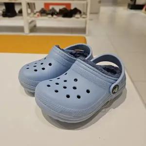 토박스 털 크록스 키즈 (175-200 mm) 클래식 라인드 클로그 슬리퍼 아동 CCYCC3TSLK11 CCYCC3TSLK11LBU