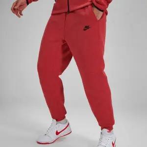 [아웃도어스/나이키]나이키 남성 테크 플리스 조거팬츠 레드 FB8003-672