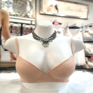 [에블린] 에블린 메르메 라이트퓨어  노와이어 브라 EBBREA7H1Q