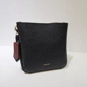 [에스콰이아] HC12 여성 가죽 크로스백 에스콰이아 여성 가죽 크로스백 EOFSHB602B (S44545962)