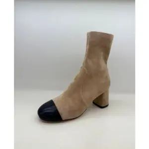 [갤러리아] 바바라 투톤스웨이드 앵클부츠 BBI884BE