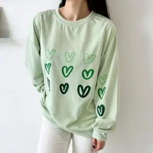 겨울 루즈핏 가을 맨투맨 편한 여자 하트 프린팅