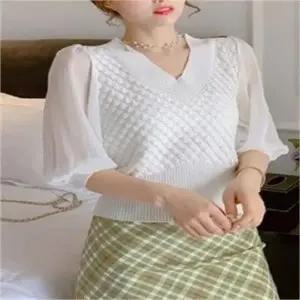 [오노마] ONM 브이넥 퍼프 슬리브 티셔츠 7부 소매 시스루 여성의류 (S8054332)