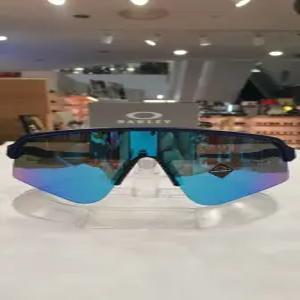 [트랜디카] 오클리 수트로 라이트 스윕 스포츠 선글라스 (OO9465-05)