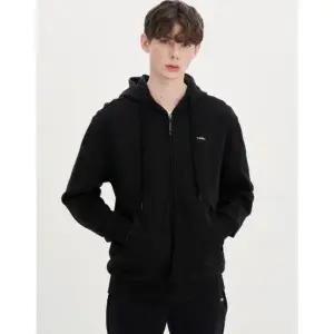 [내셔널지오그래픽](강남점) N221UFT010 남여공용 브래비 유니 TRAINING SET F-ZIP