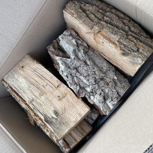 팔공 참나무 장작 15kg (대) 캠핑용 장작 목장갑 ,고체연료 증정