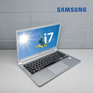 삼성 중고노트북 NT901X3J i7 8GB SSD 990g 가벼운 휴대용 사무용