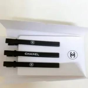 샤넬뷰티블랙집게핀 3종 / 샤넬쇼핑백 포함