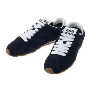 [롯데백화점]미우미우 FW25 여성 스웨이드 스니커즈 5E114E 054 F0008