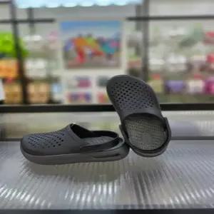 [크록스] 공용 인모션 클로그 209964-001/애플아울렛