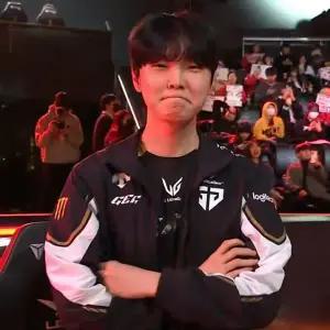 레이싱 자켓 재킷 점퍼 유니폼 모터팀 GENG 팀 2025 LCK 봄/가을 정규 시즌 초비 룰러 트렌치 코트 삼성 호