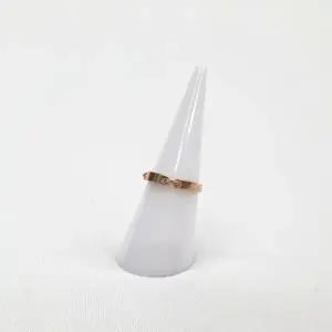 ( )원뿔 반지 걸이 거치대 화이트