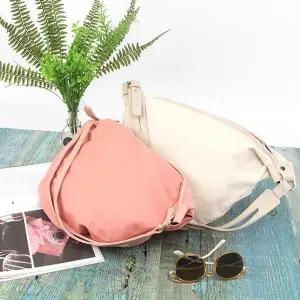 [셀러허브][라일리] Rly 캔버스 소재 데일리 반달  크로스백 22205 (S9521099)