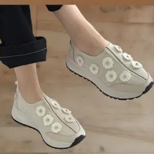 여성 꽃무늬 고급가죽 키높이 슬립온 운동화