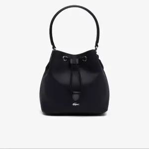 [라코스테](천안아산점)데일리시티 버킷백 (NF5124D55N000)