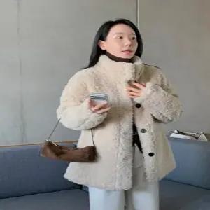 메리 오버핏 덤블 하프 무스탕 (one color)