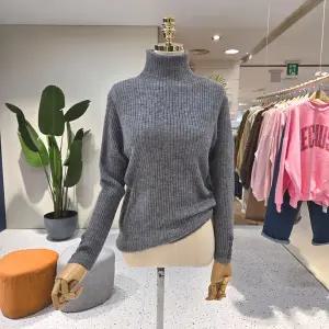 [대구백화점] [에잇컨셉]잔골 소매버튼 폴라니트티셔츠(C24K7FKT025)